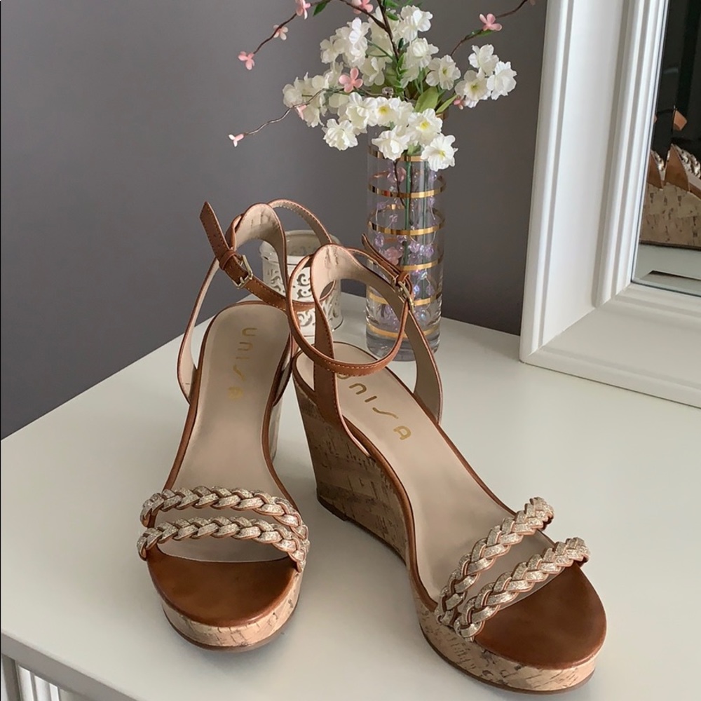Women’s UNISA natural wedge heel sandal